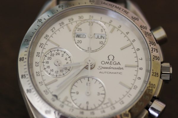 Les bracelets pour montres Omega : options et matières disponibles